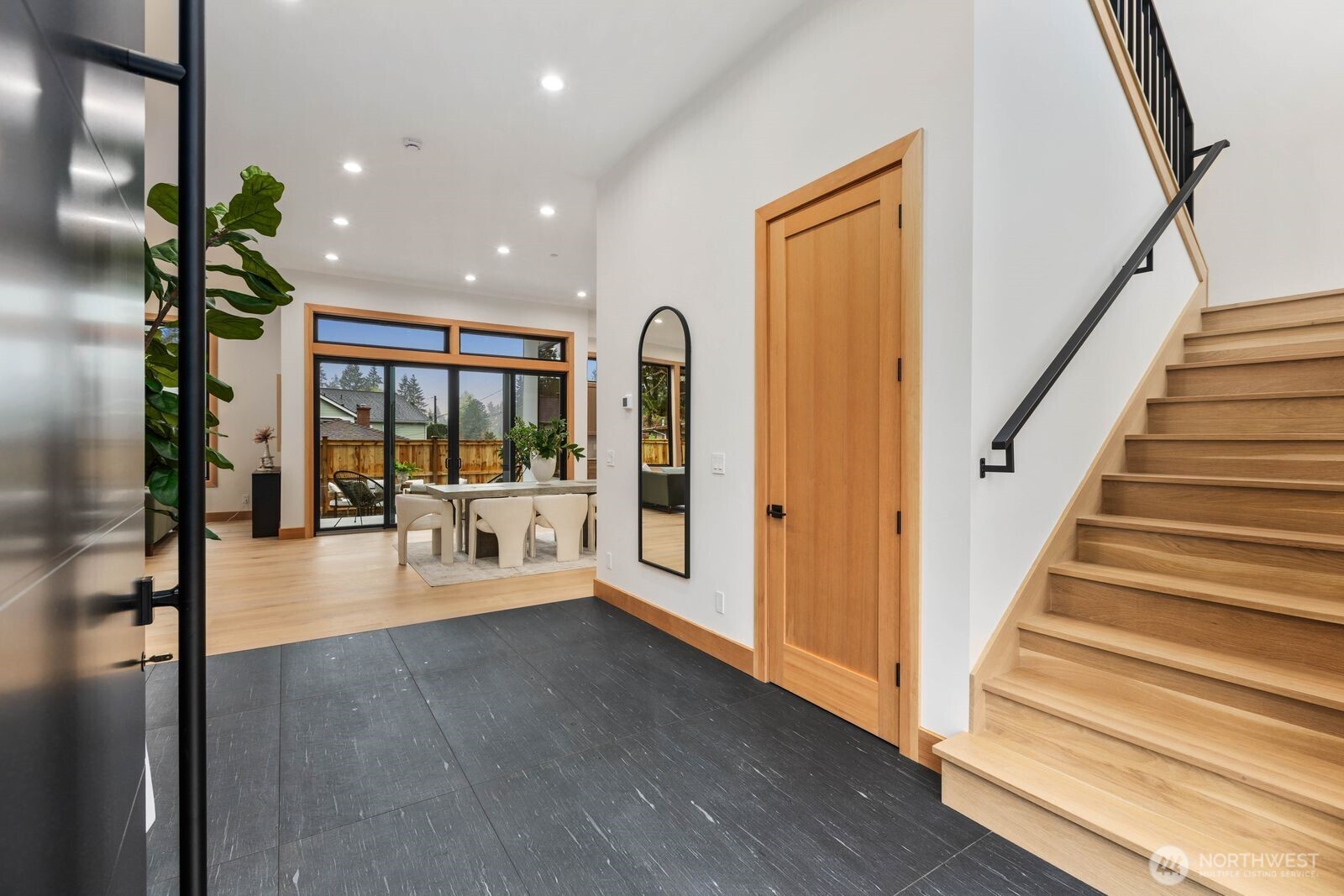 1207 145th Avenue Property Photo 4