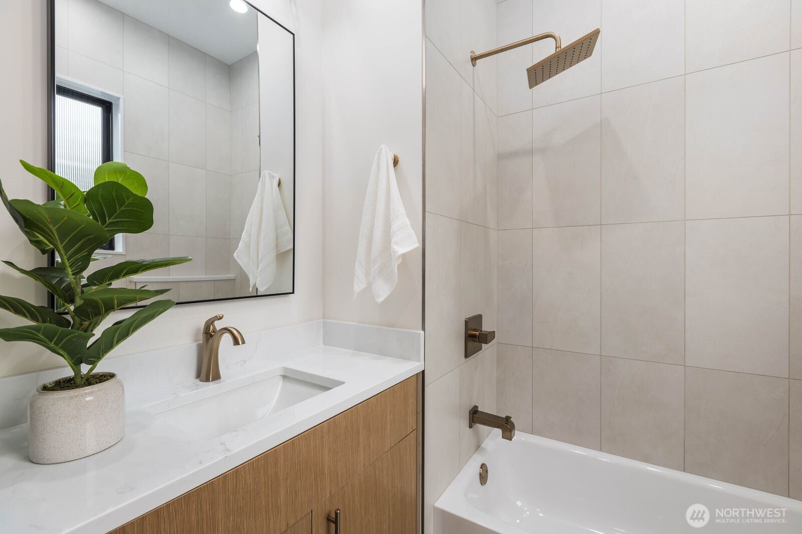 1207 145th Avenue Property Photo 18
