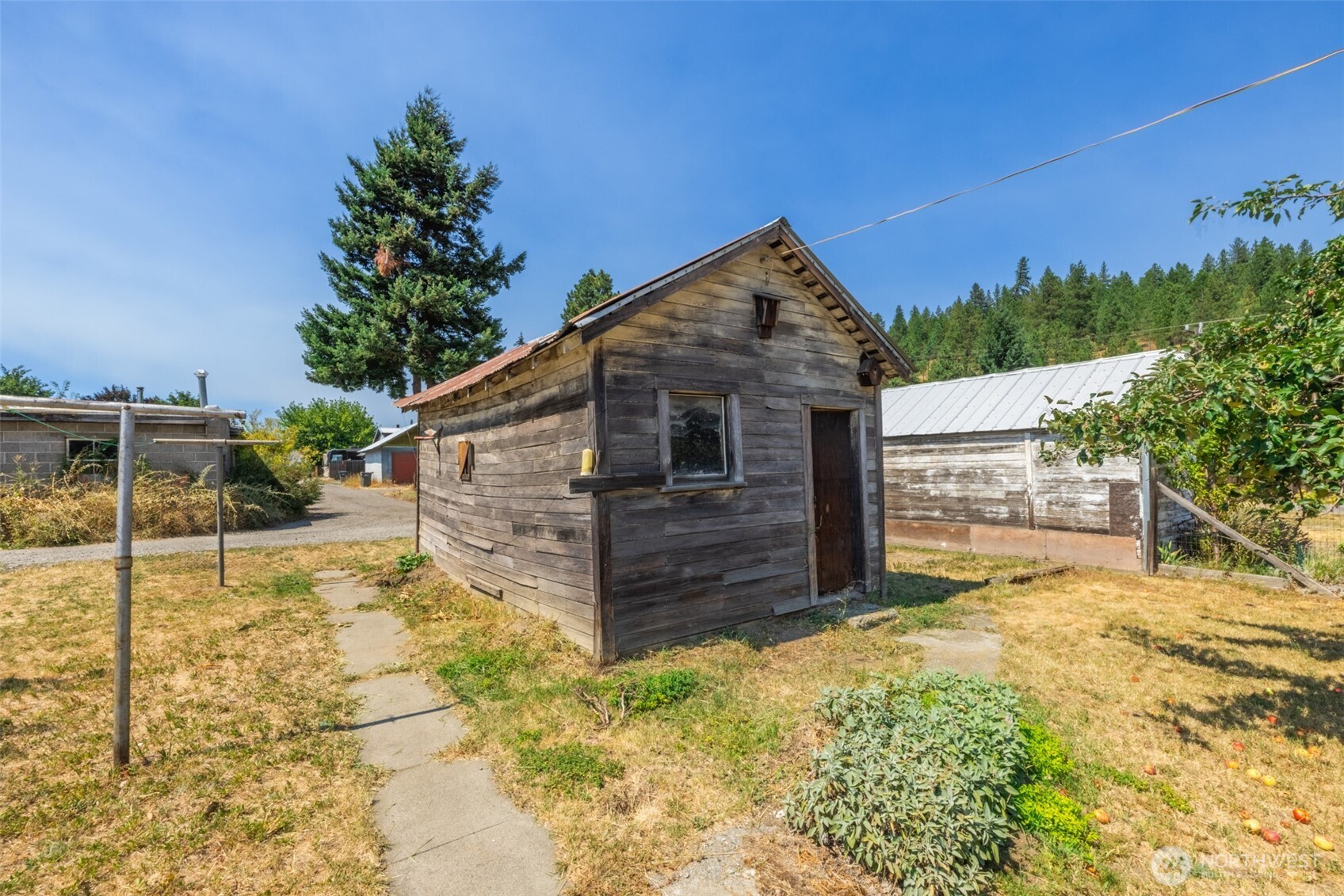 309 Peoh Avenue Property Photo 29