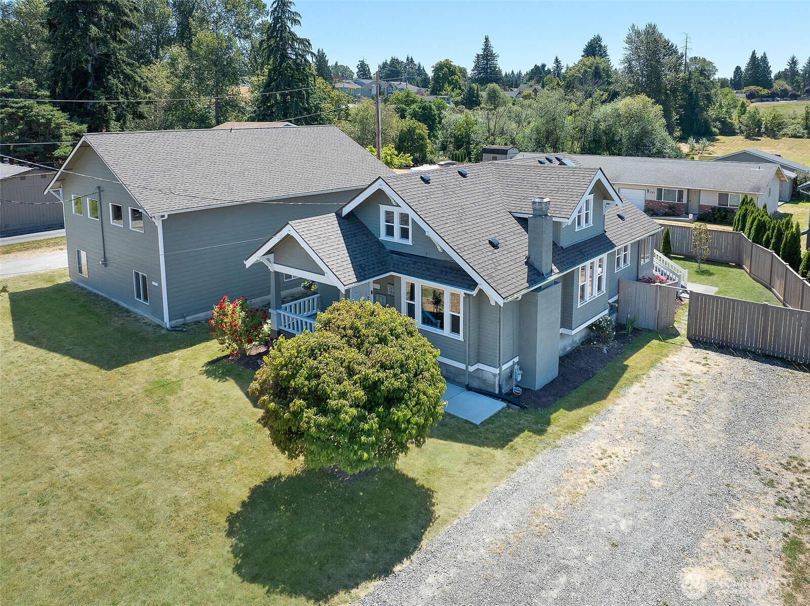1711 Emerald Street Property Photo 1