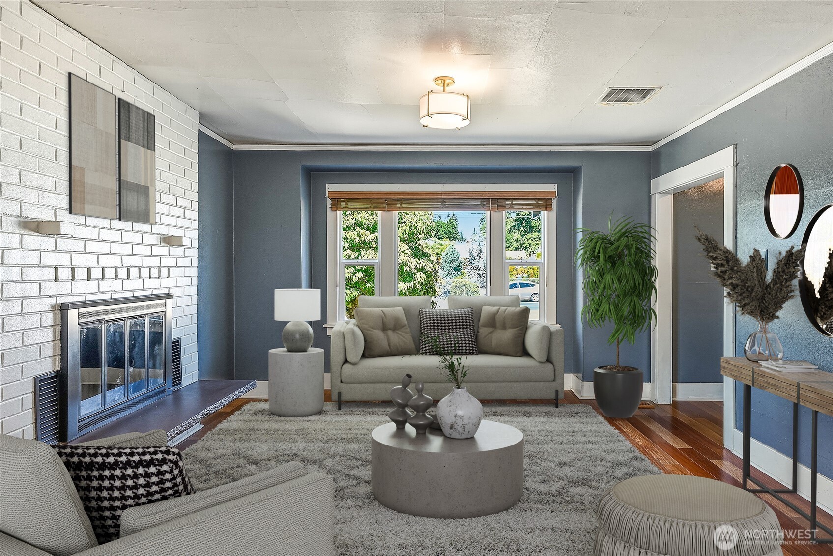 1711 Emerald Street Property Photo 5