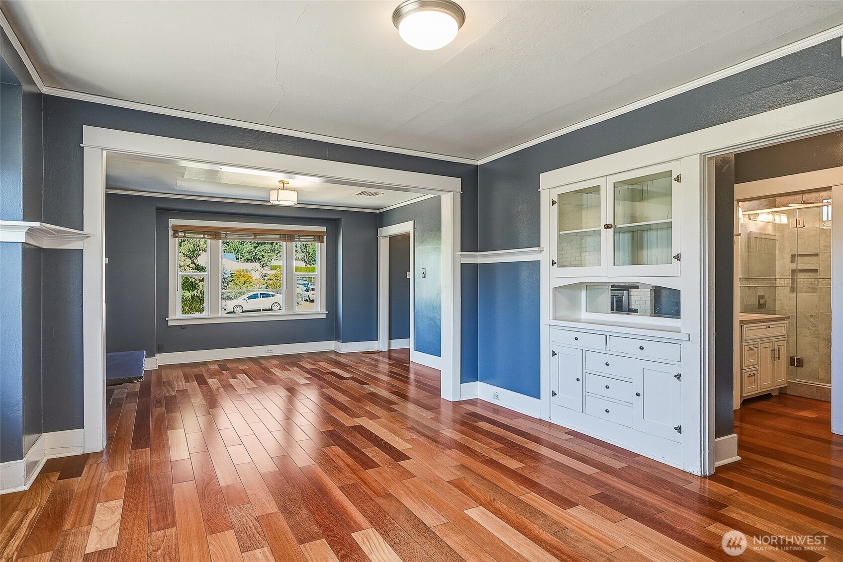 1711 Emerald Street Property Photo 9
