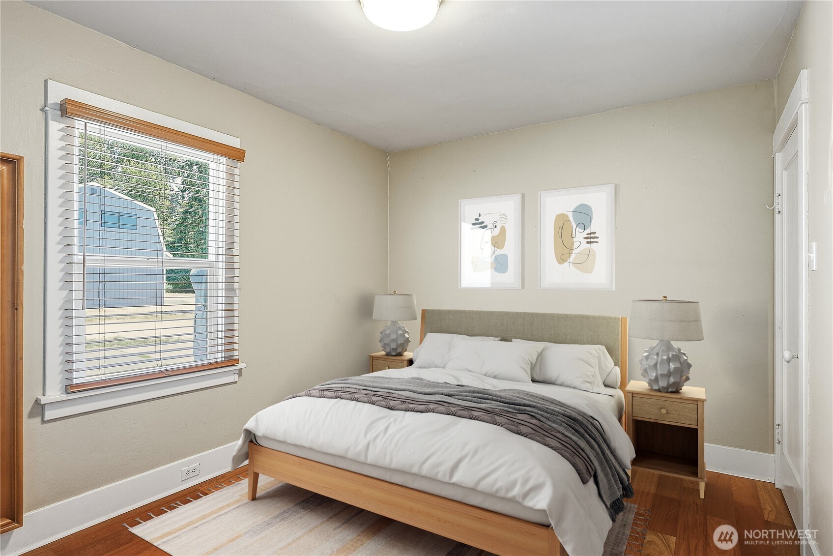 1711 Emerald Street Property Photo 14