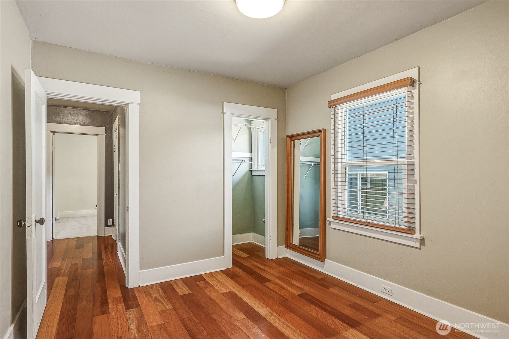 1711 Emerald Street Property Photo 15