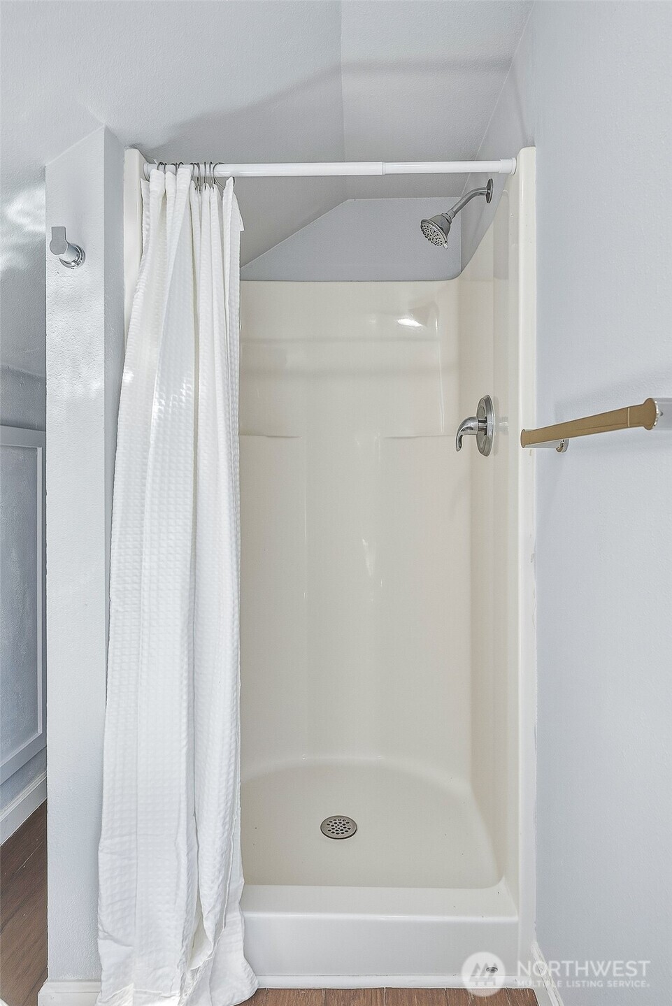 1711 Emerald Street Property Photo 23