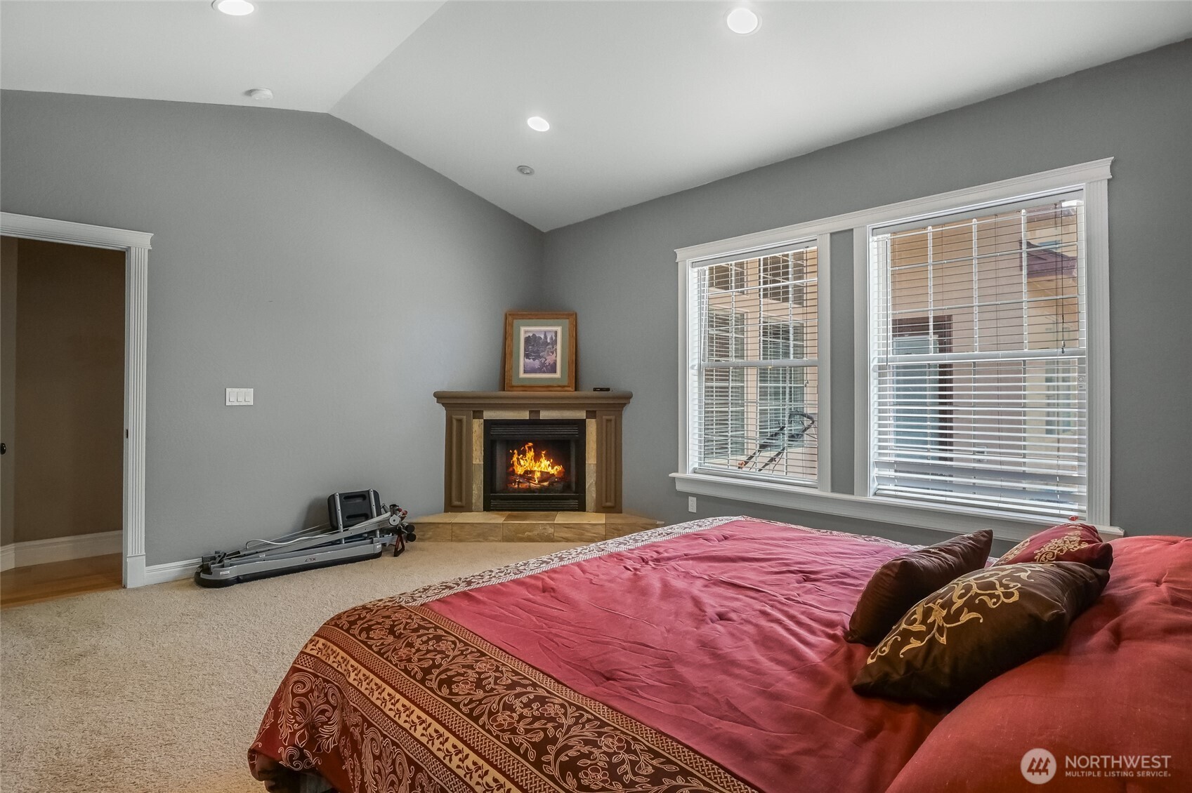 333 N Crestview Property Photo 16