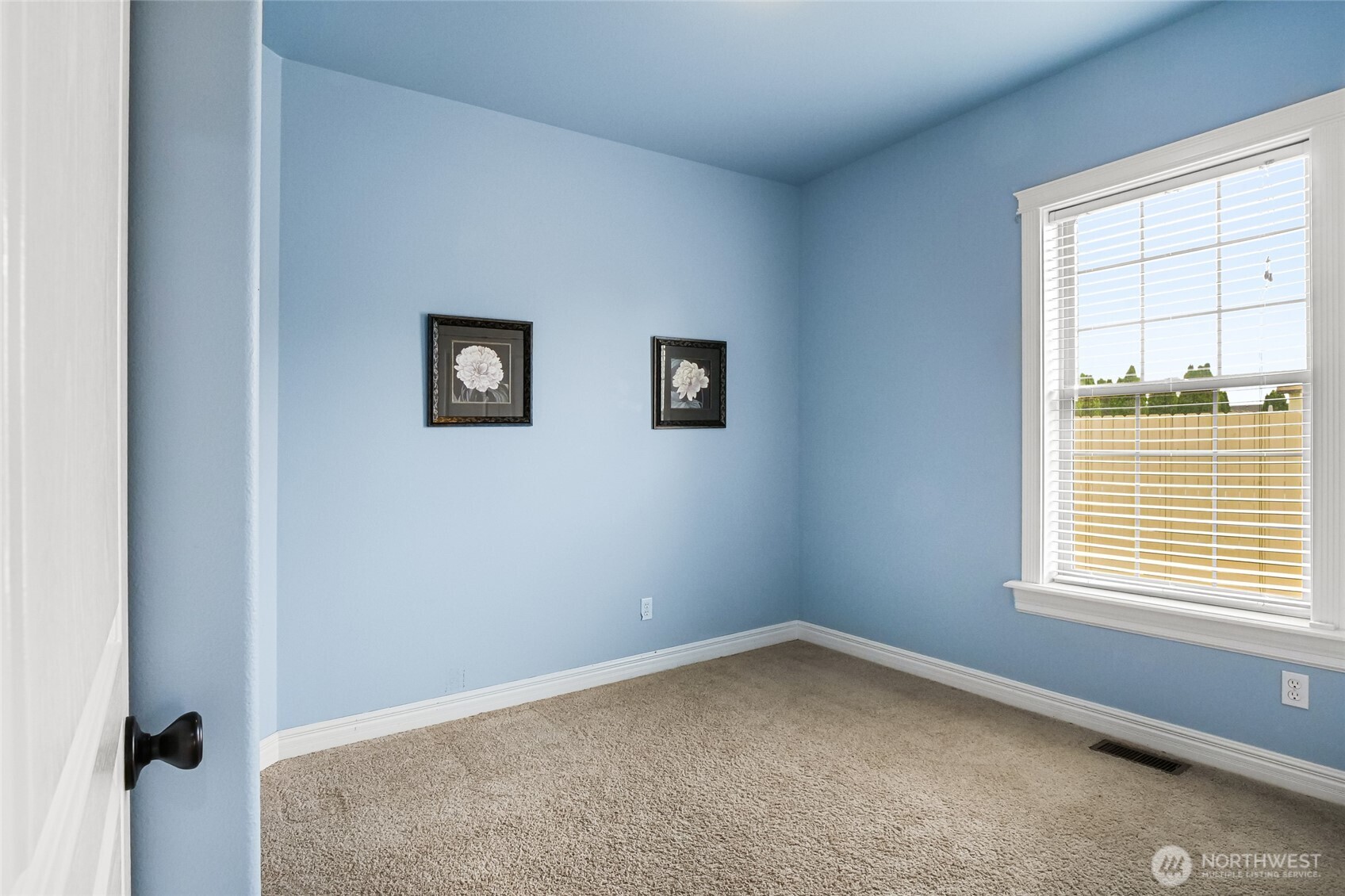 333 N Crestview Property Photo 23