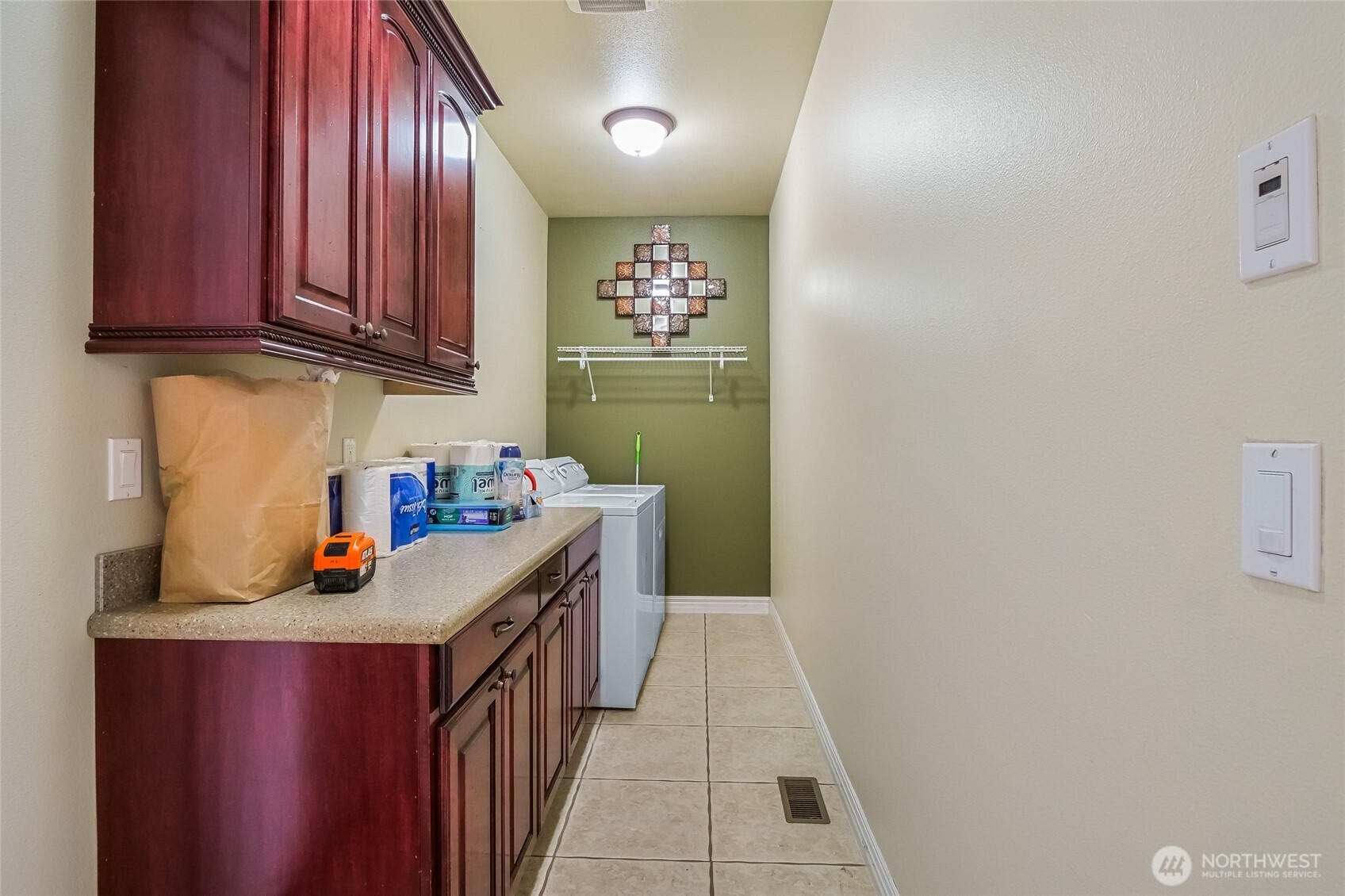 333 N Crestview Property Photo 29