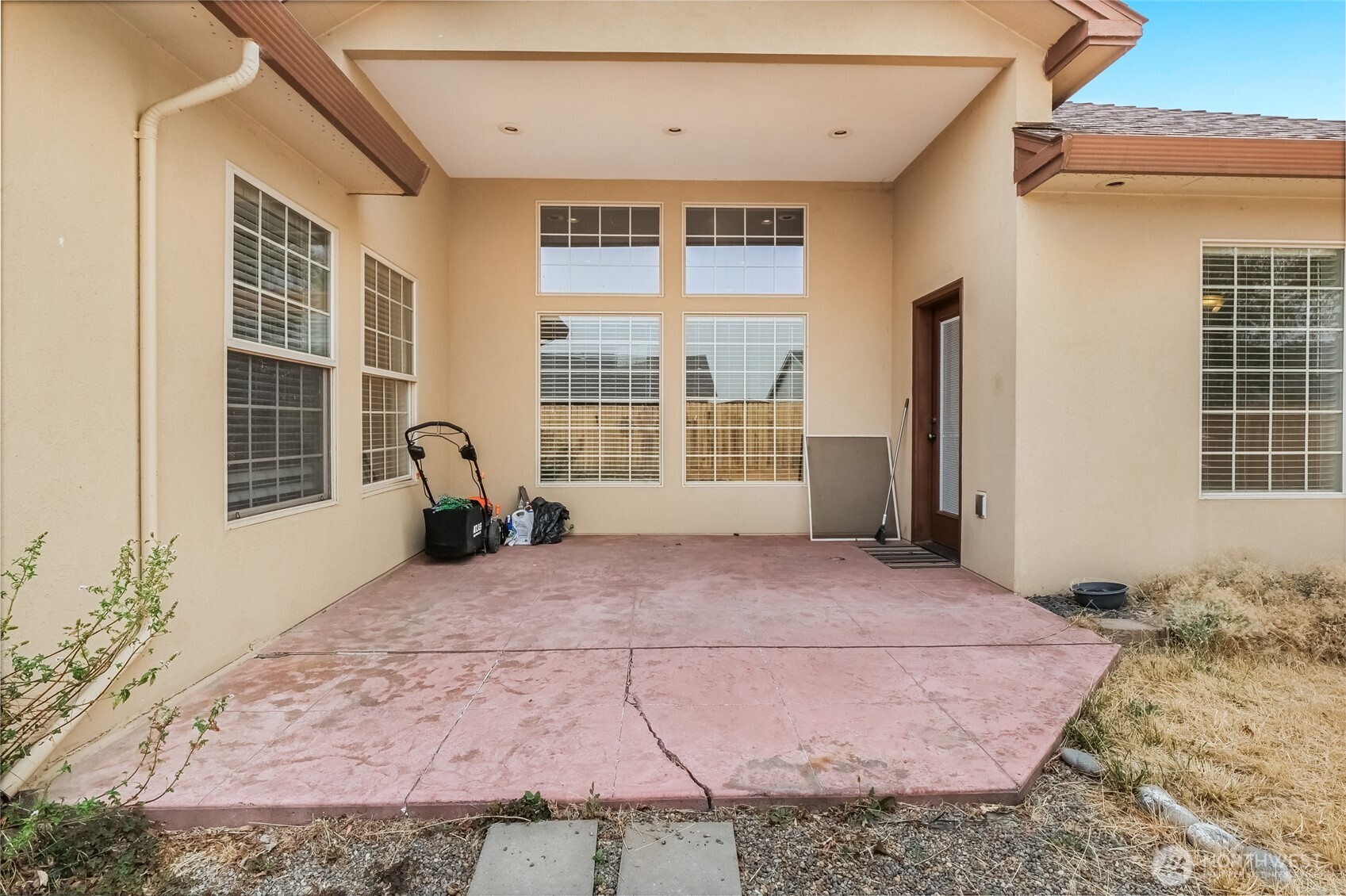 333 N Crestview Property Photo 35