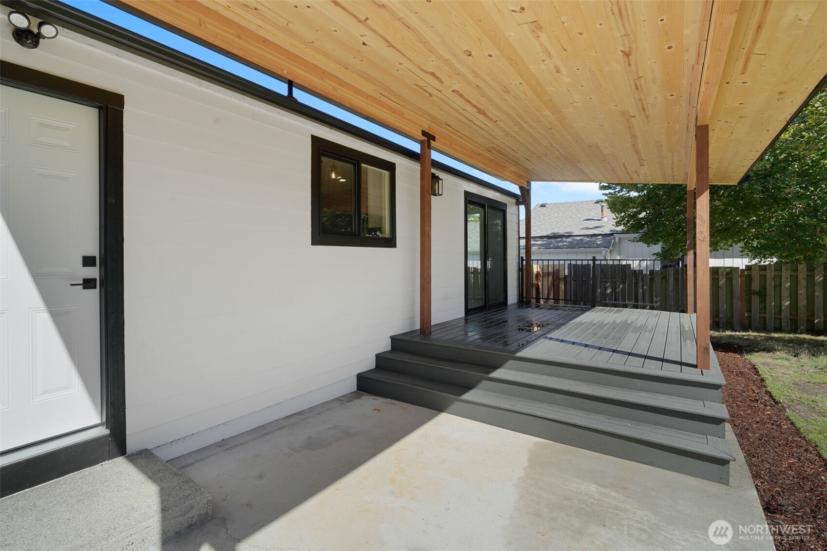 2819 Louise Avenue Property Photo 22