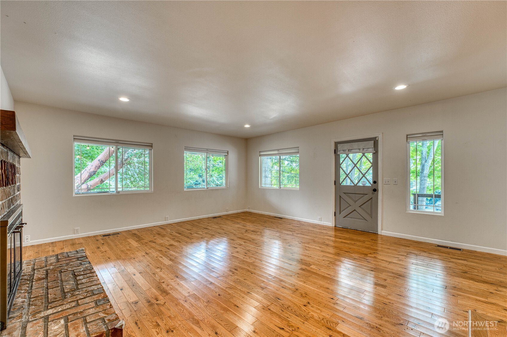 2930 Cascade Trail Property Photo 7