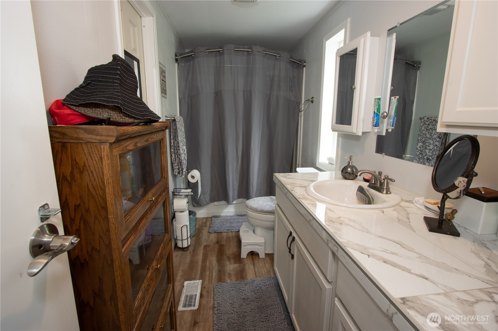 9065 Steele Creek Loop Property Photo 10