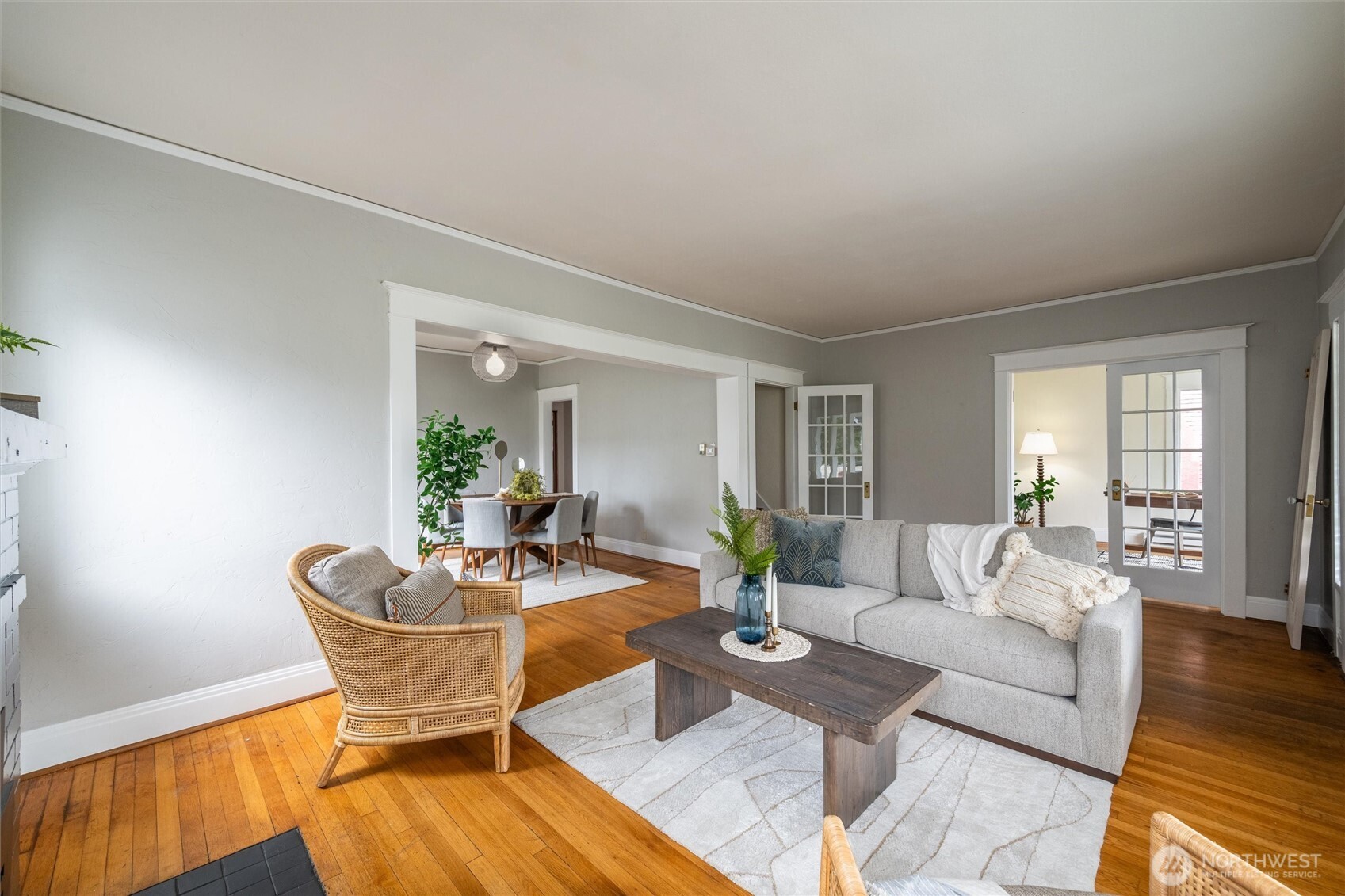 607 Warren Avenue Property Photo 10
