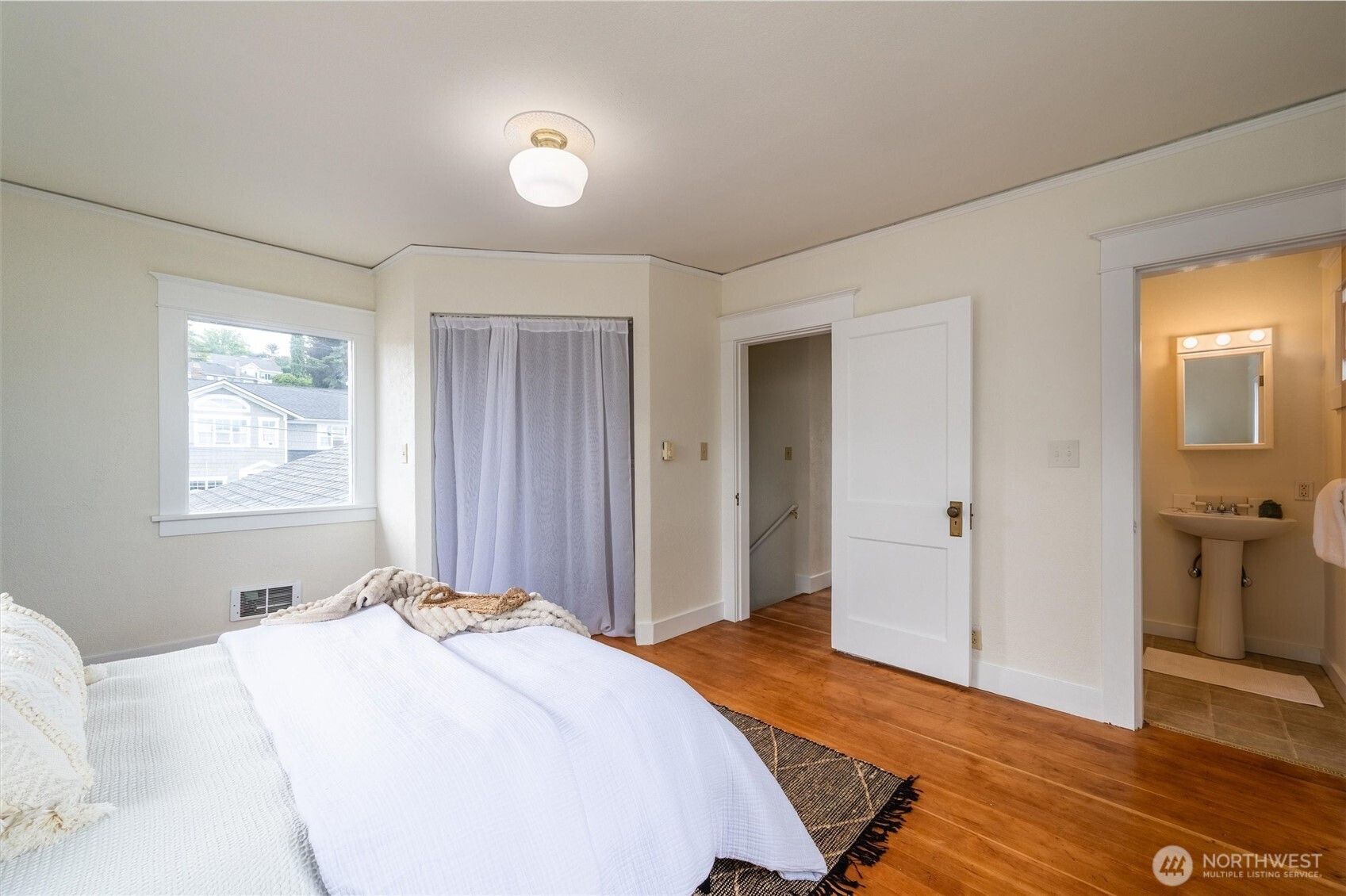 607 Warren Avenue Property Photo 25