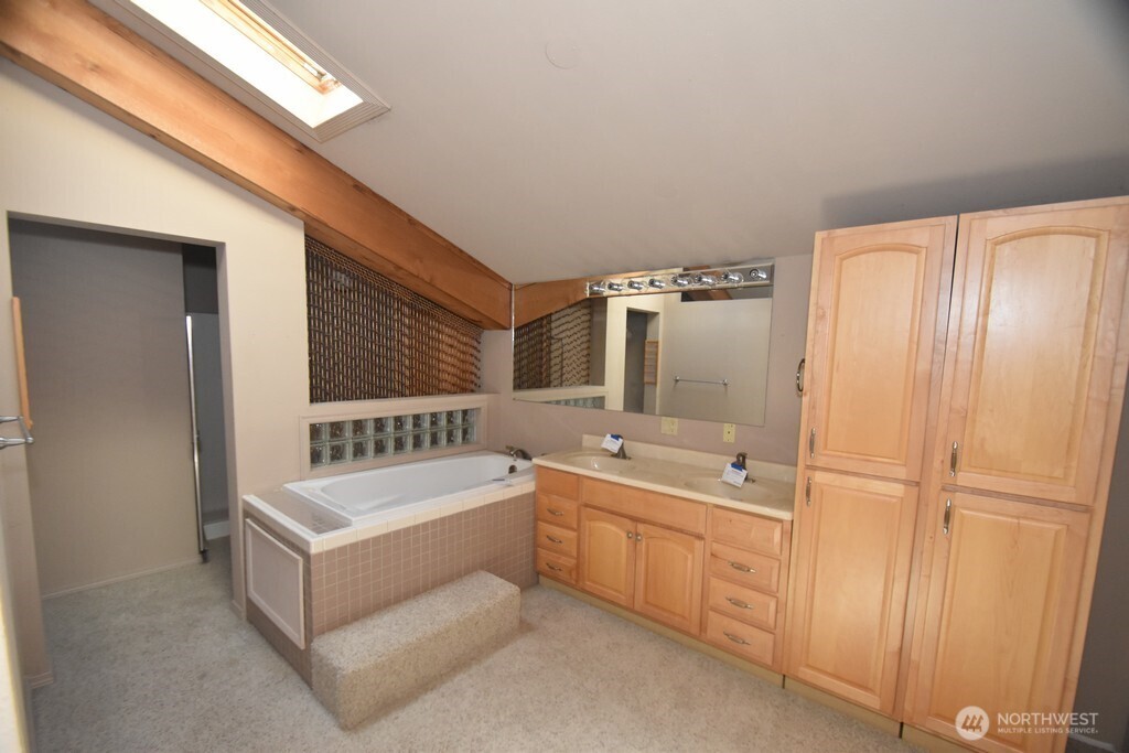 2954 Se Camano Drive Property Photo 12