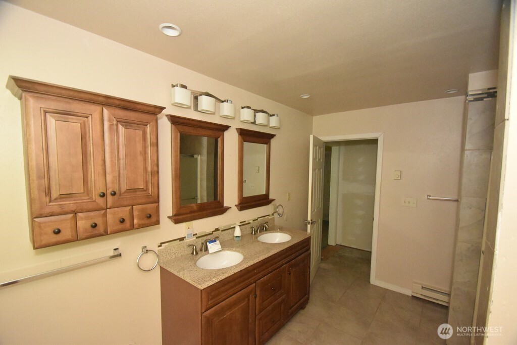 2954 Se Camano Drive Property Photo 16