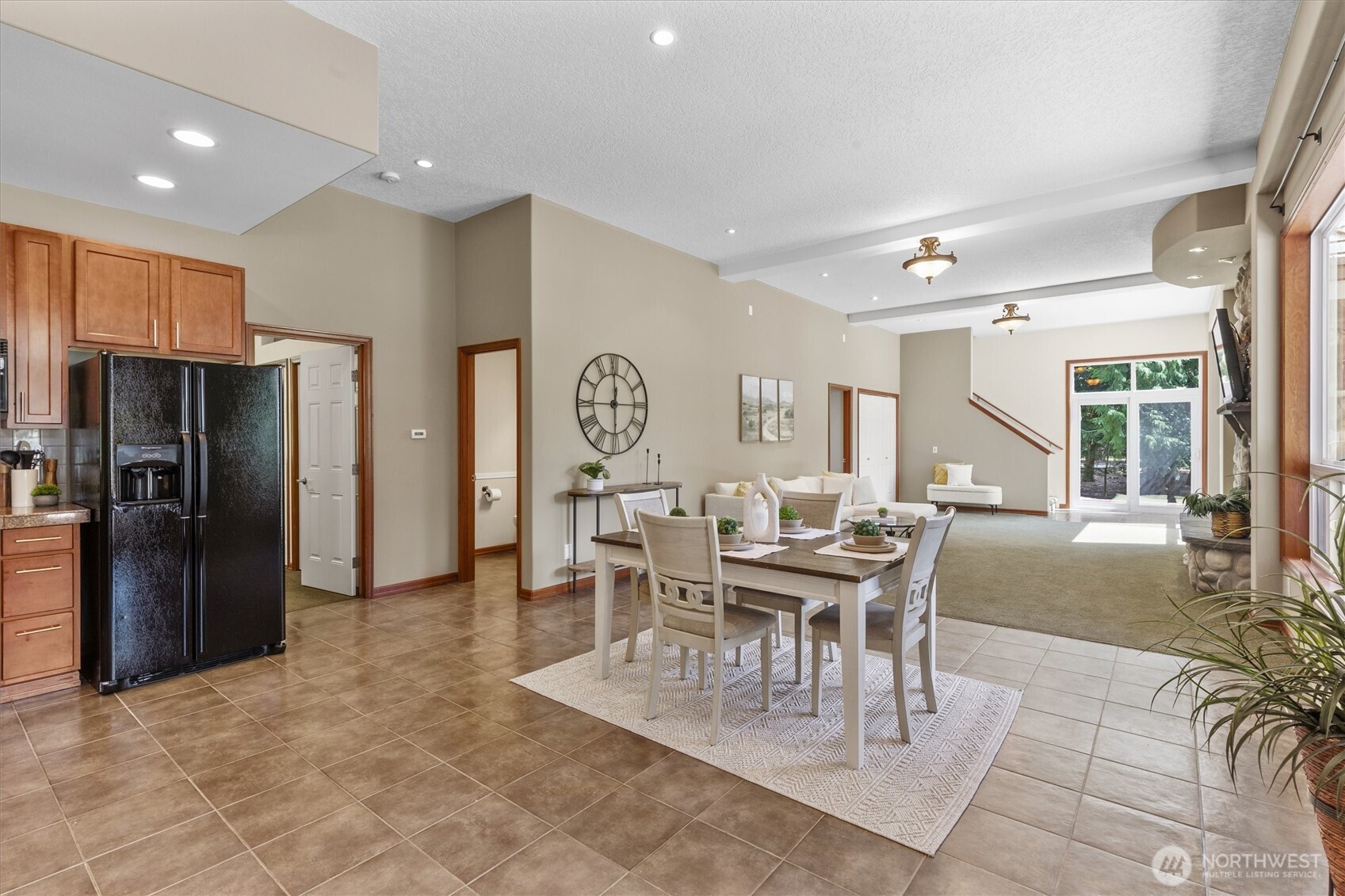 2109 Russell Road Property Photo 8