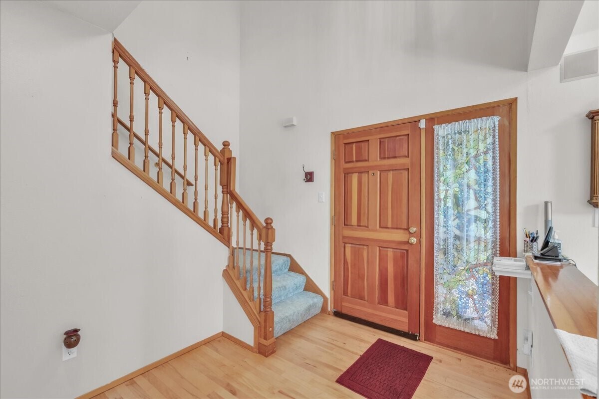19002 20th Street Property Photo 5