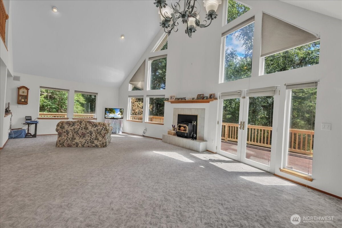 19002 20th Street Property Photo 11