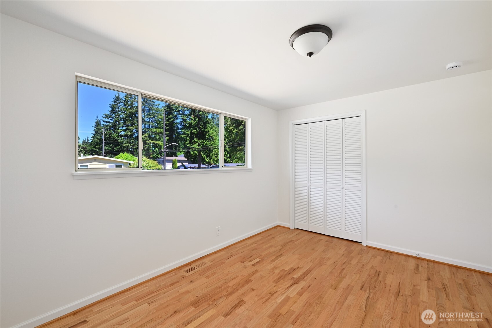 305 Nw 198th Street Property Photo 28