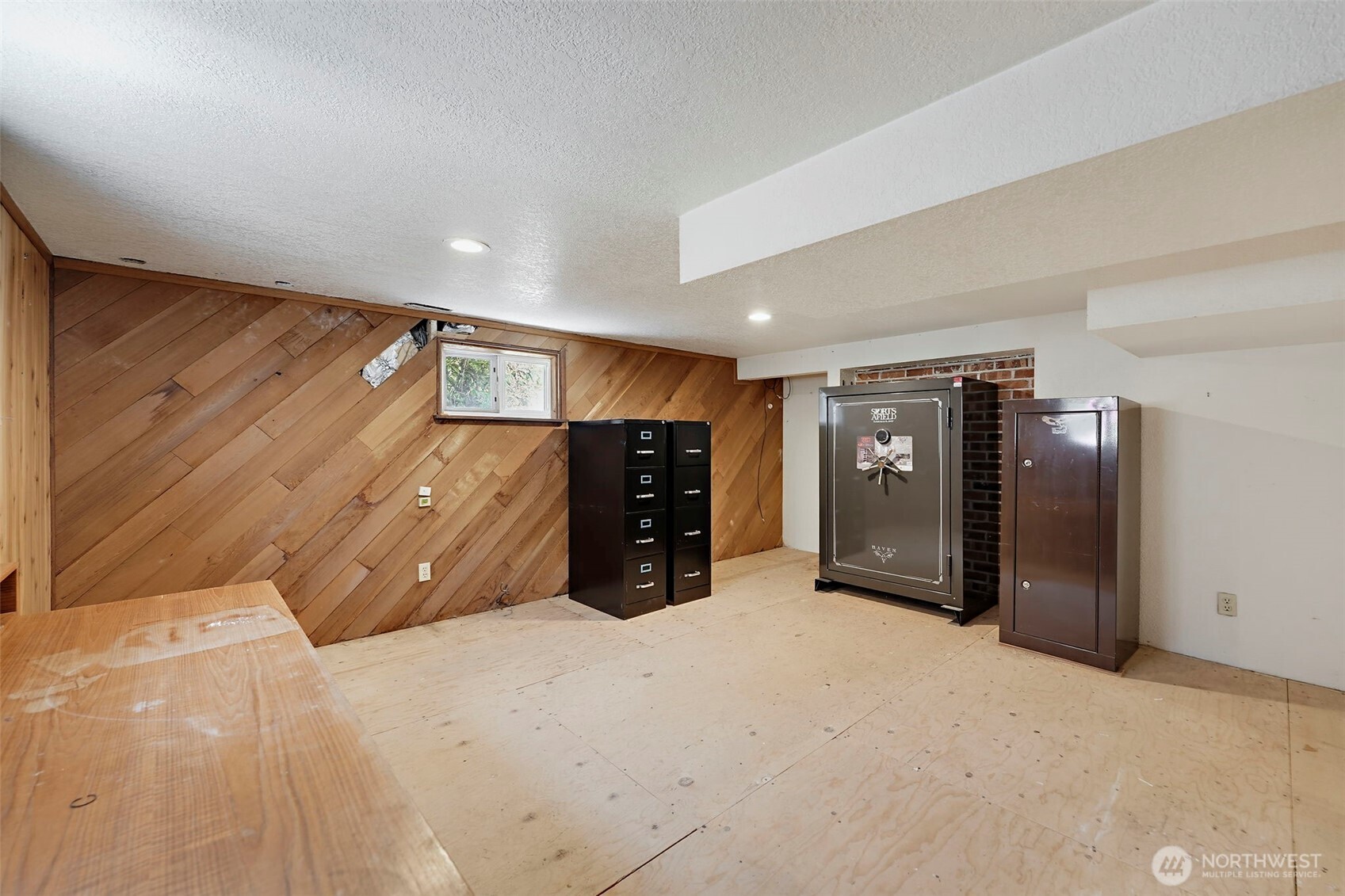811 121st Property Photo 26