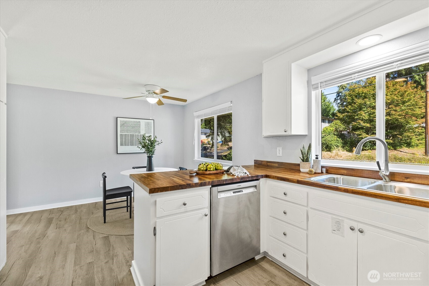302 137th Street Property Photo 6