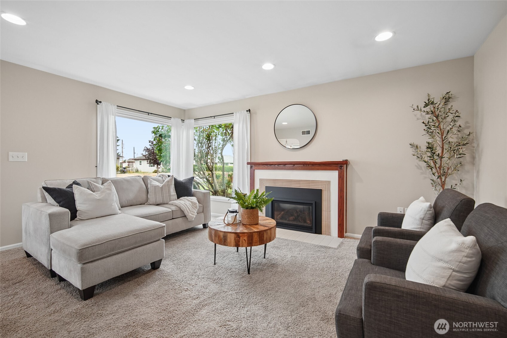 1712 D Street Property Photo 5