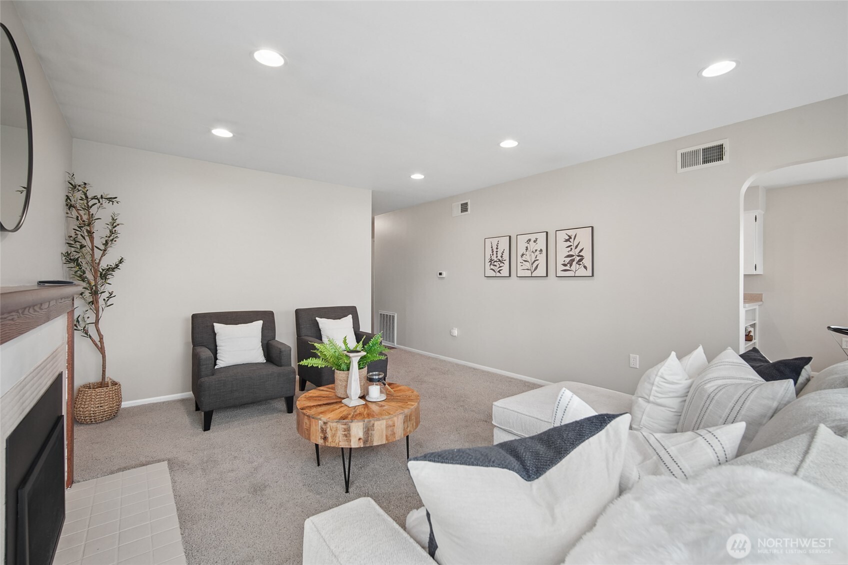 1712 D Street Property Photo 6