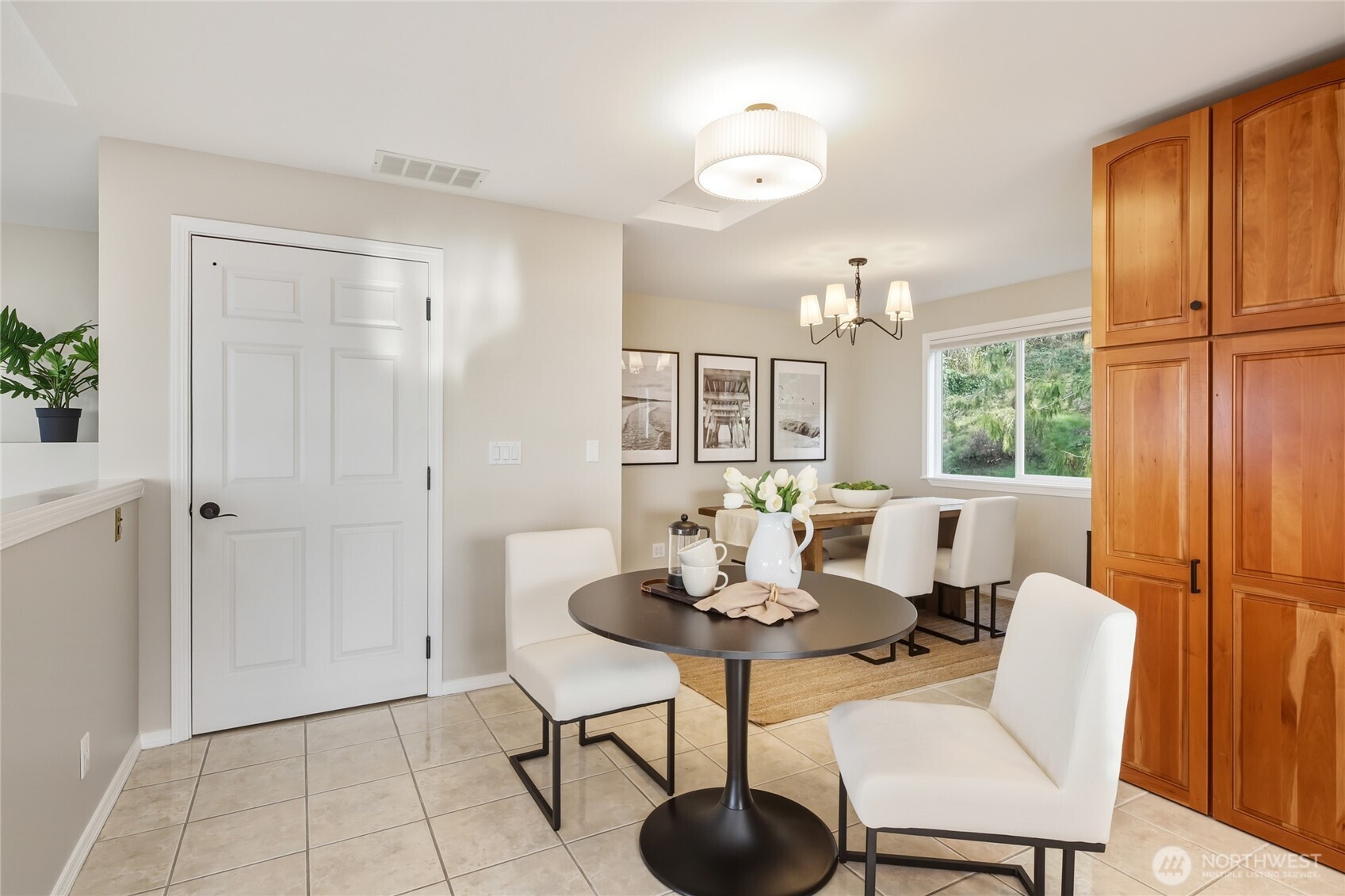 5064 Beach Drive Property Photo 13