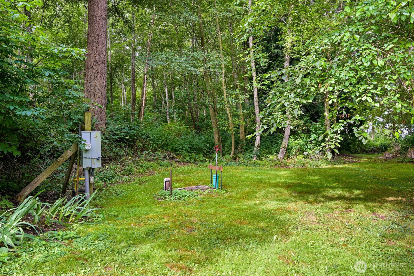 3053 Haxton Way Property Photo 16