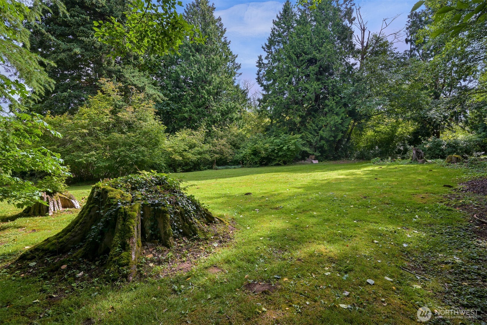 3053 Haxton Way Property Photo 19