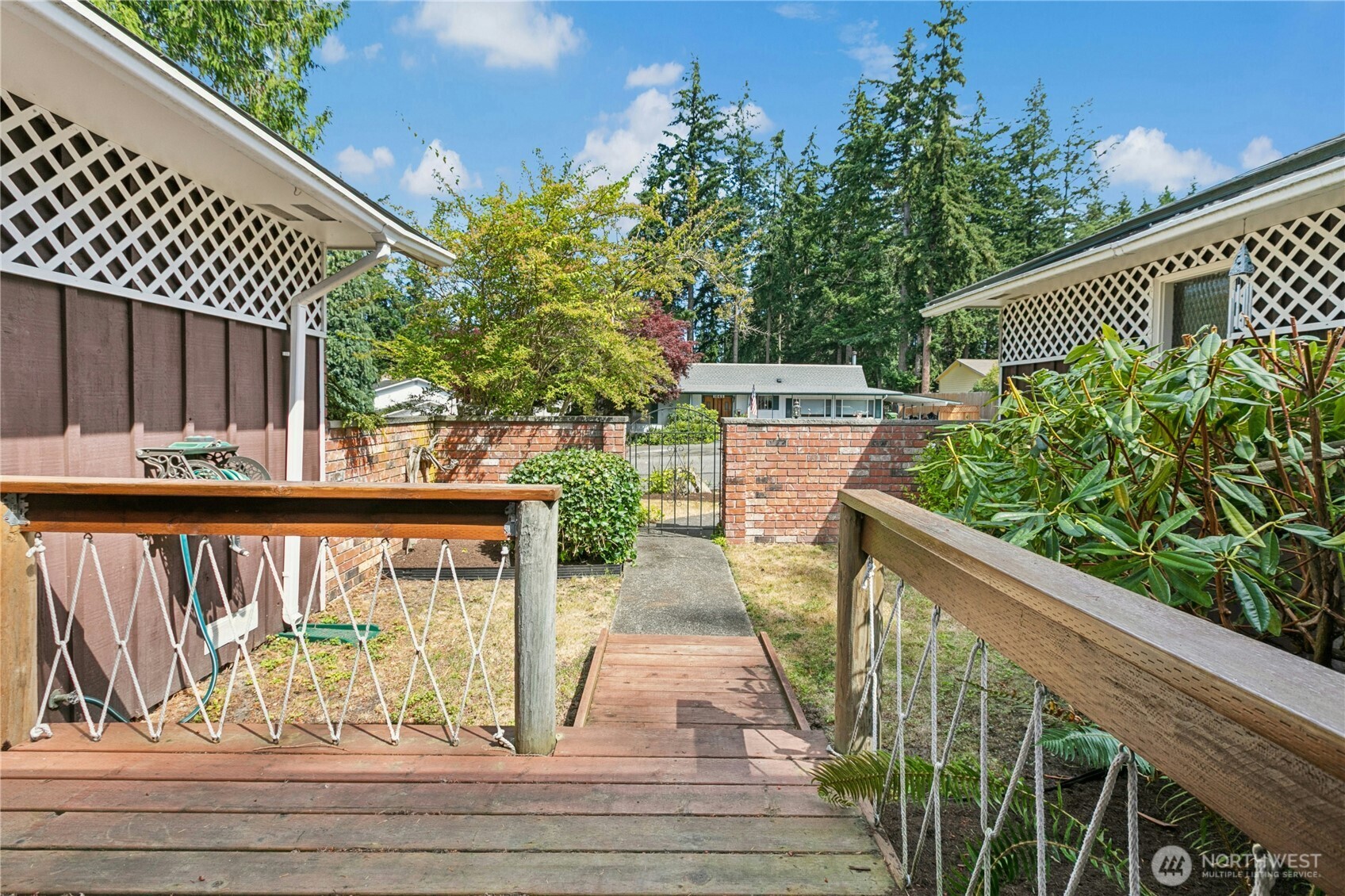 1643 Ne Sumner Drive Property Photo 26