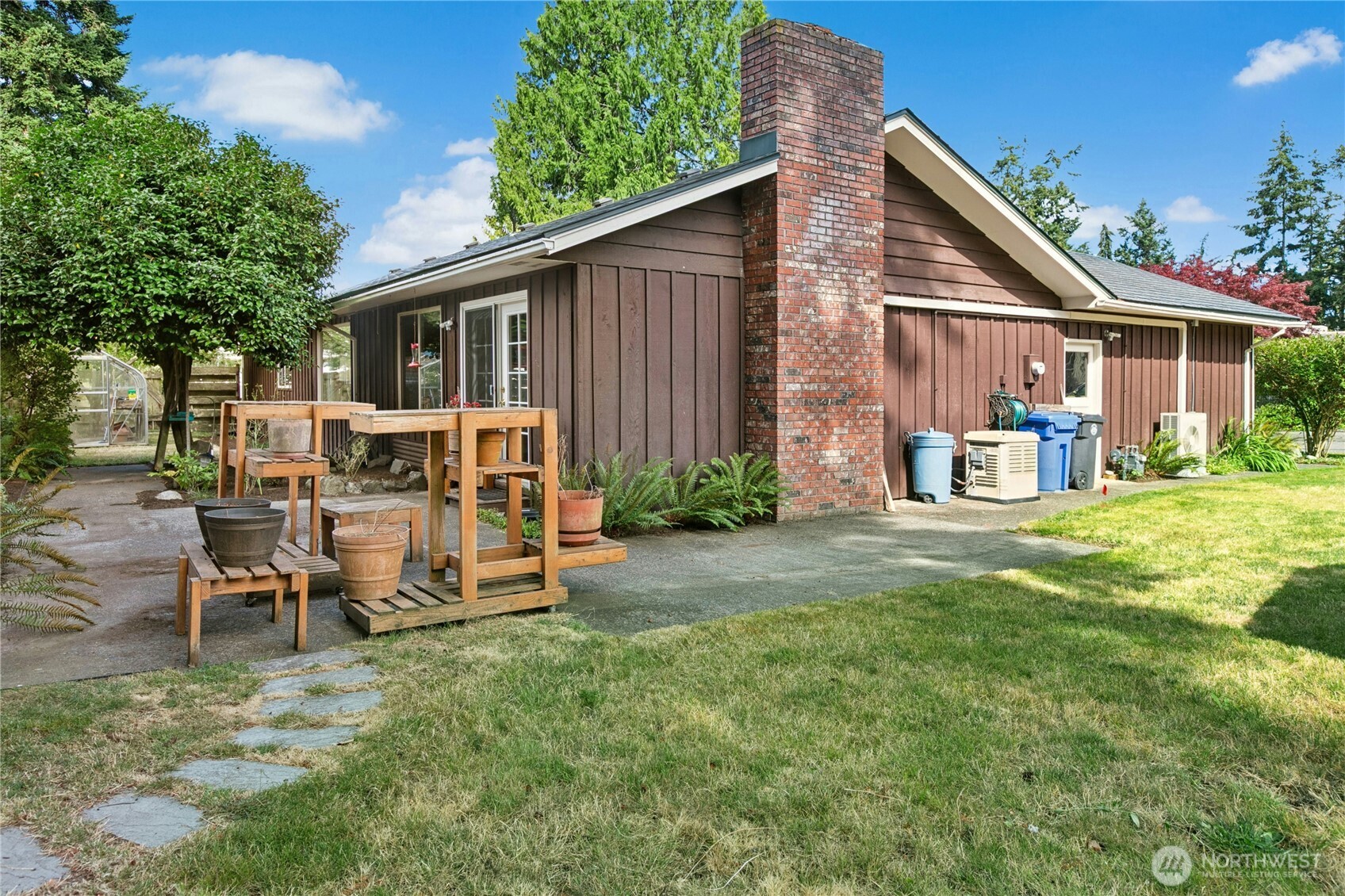 1643 Ne Sumner Drive Property Photo 29