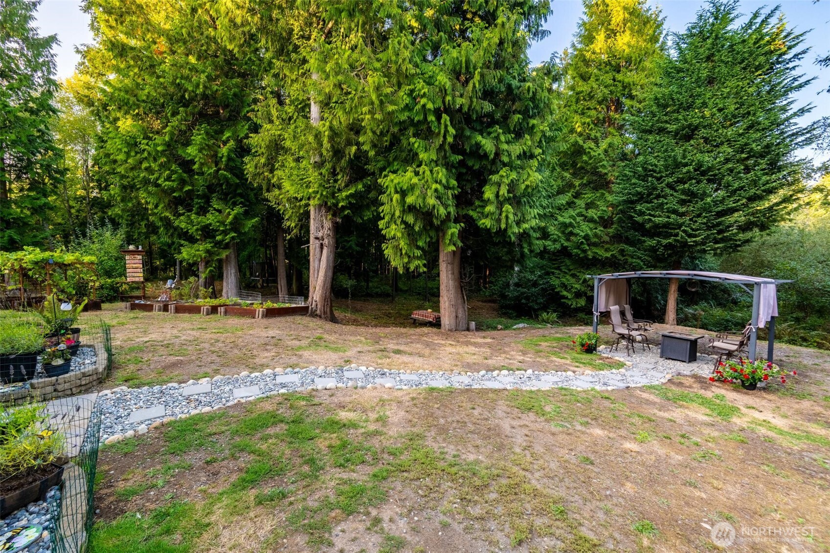 3695 Grandview Road Property Photo 34