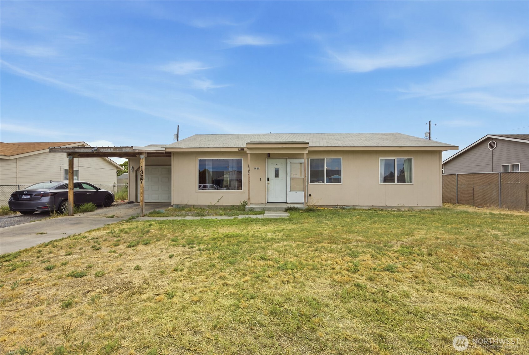 1227 Lowry Street Property Photo 1