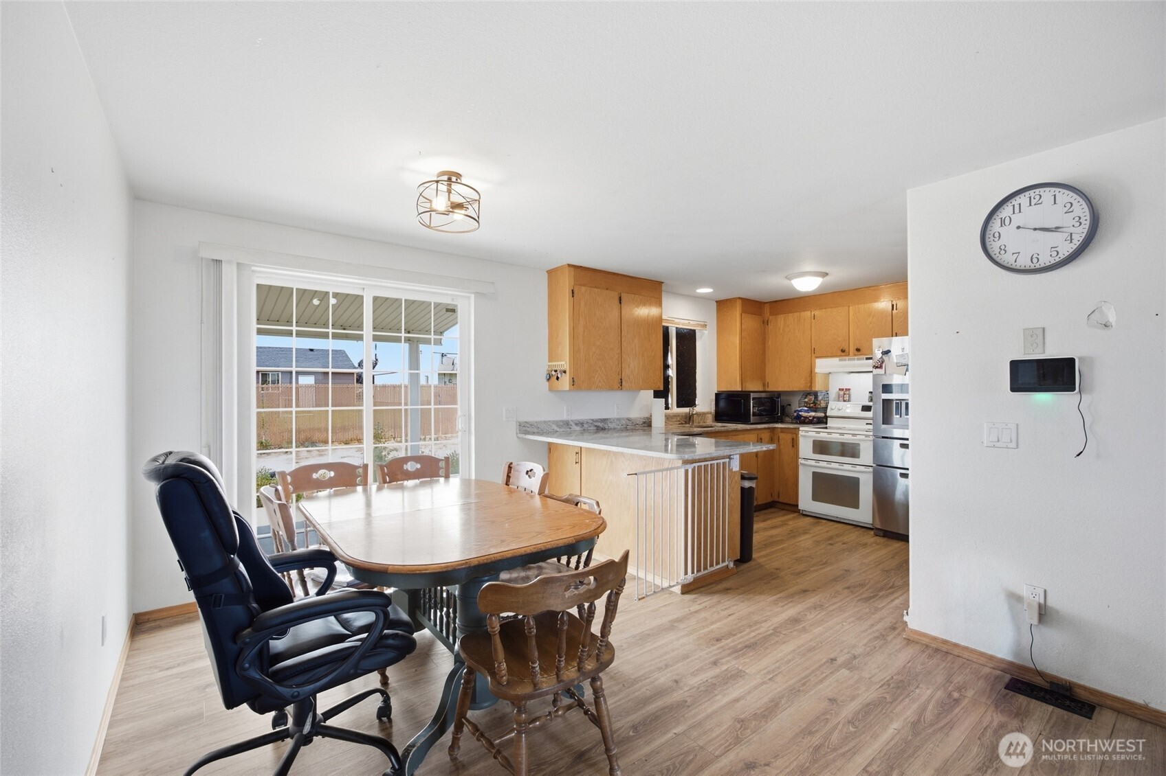 1227 Lowry Street Property Photo 7