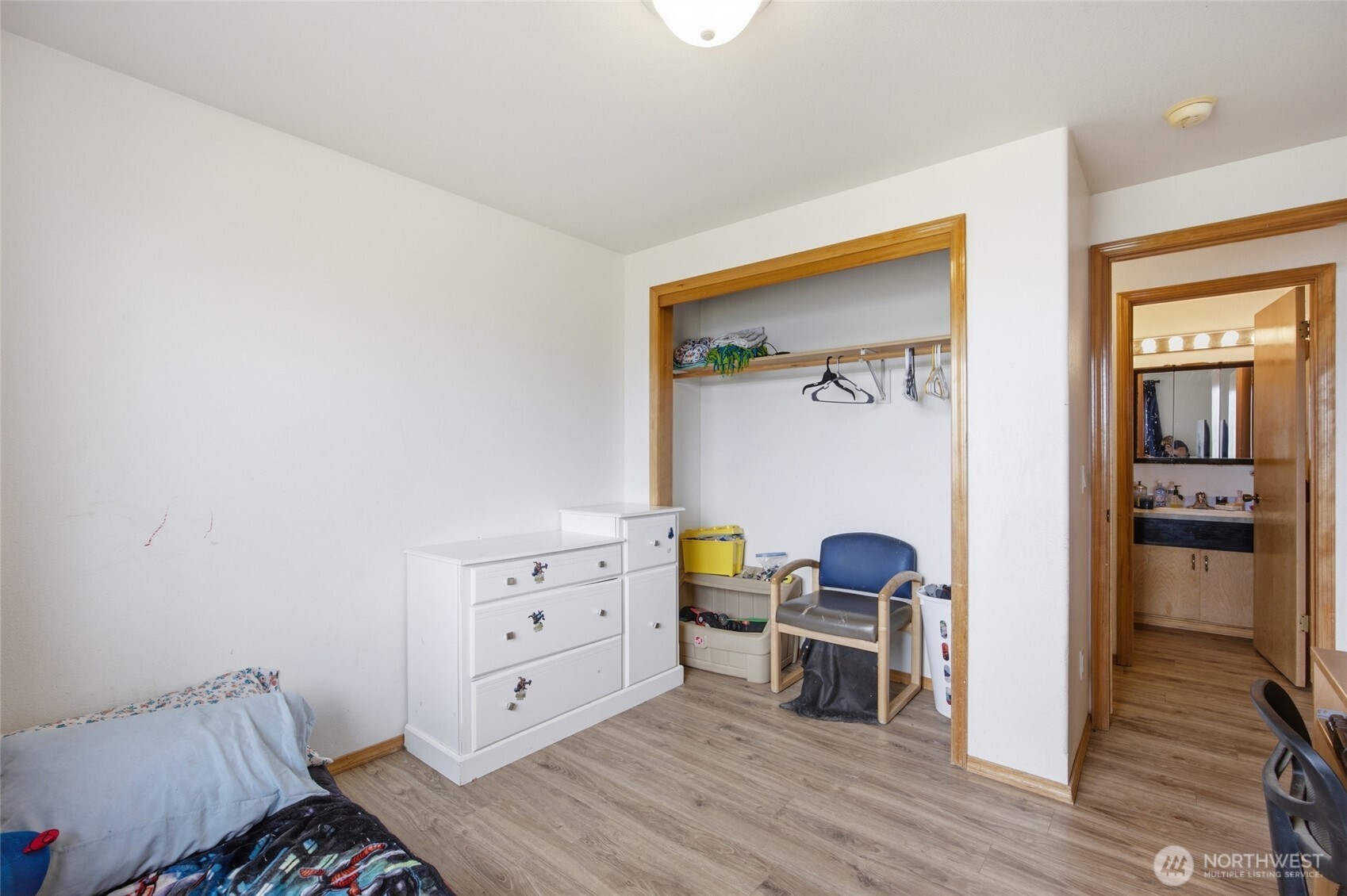 1227 Lowry Street Property Photo 14