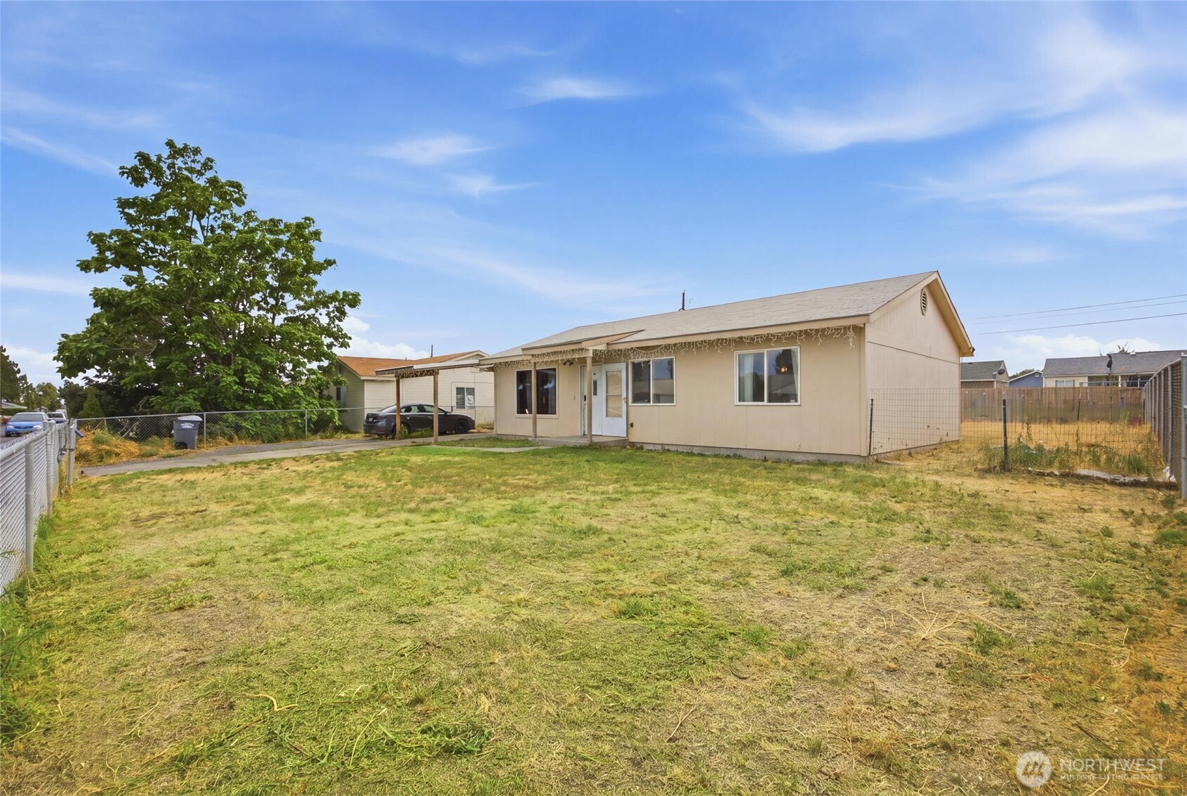 1227 Lowry Street Property Photo 26