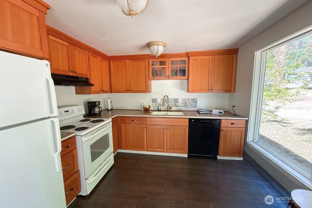36875 Tamarack Drive Property Photo 12