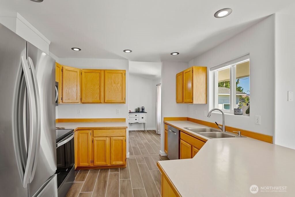 2291 Selah Loop Road Property Photo 14