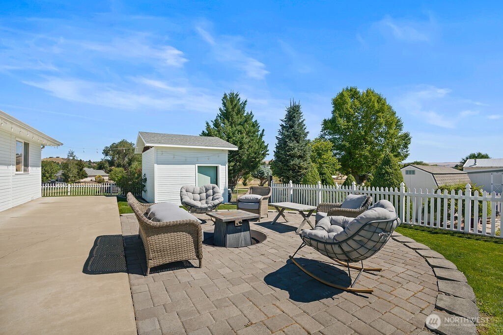 2291 Selah Loop Road Property Photo 21