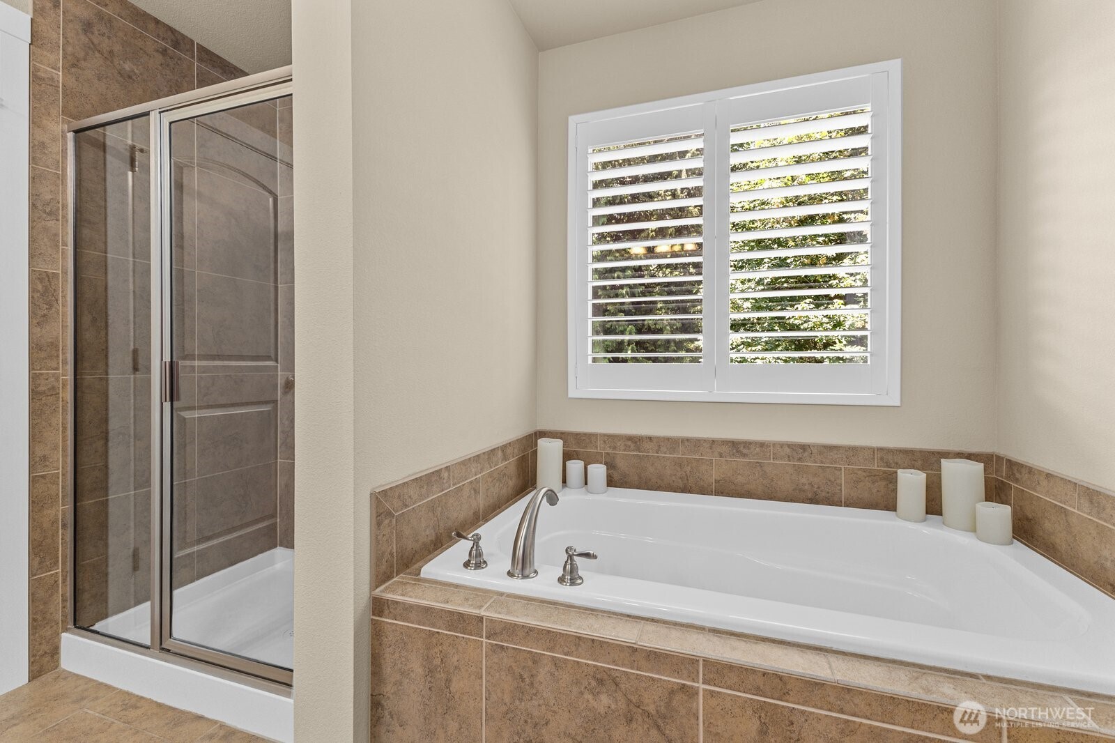 3815 163rd Street Property Photo 12