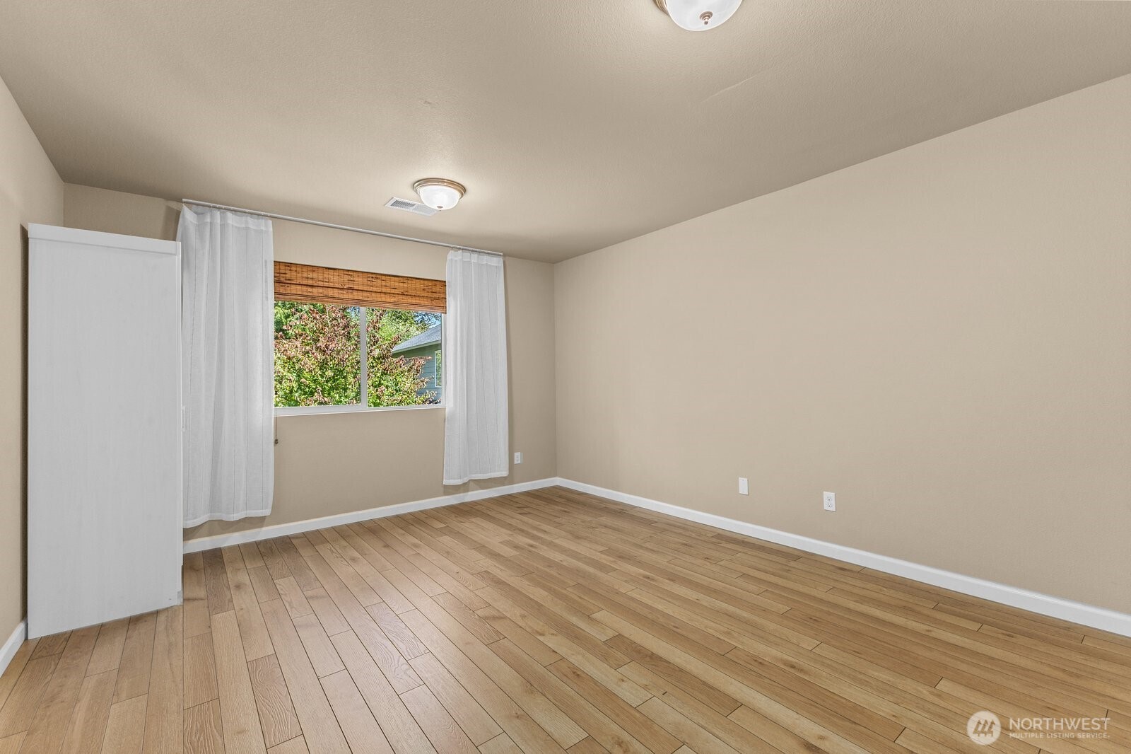 3815 163rd Street Property Photo 15