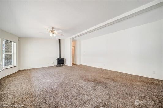 202 Airport Way Property Photo 6