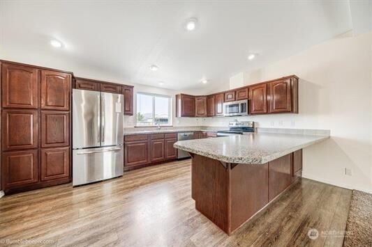 202 Airport Way Property Photo 11