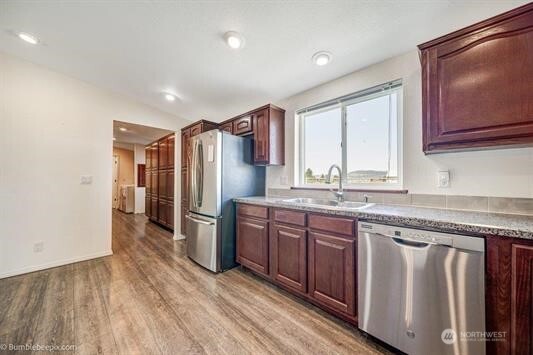 202 Airport Way Property Photo 14