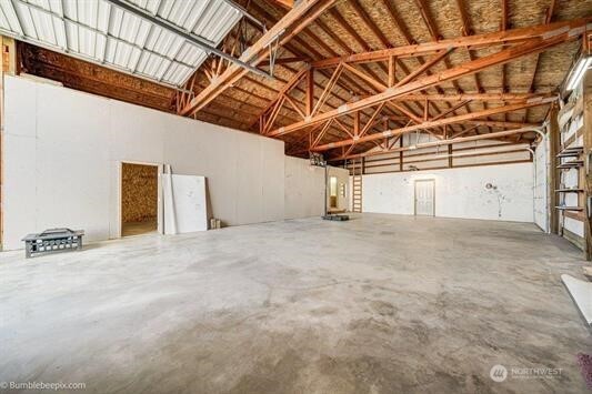 202 Airport Way Property Photo 27