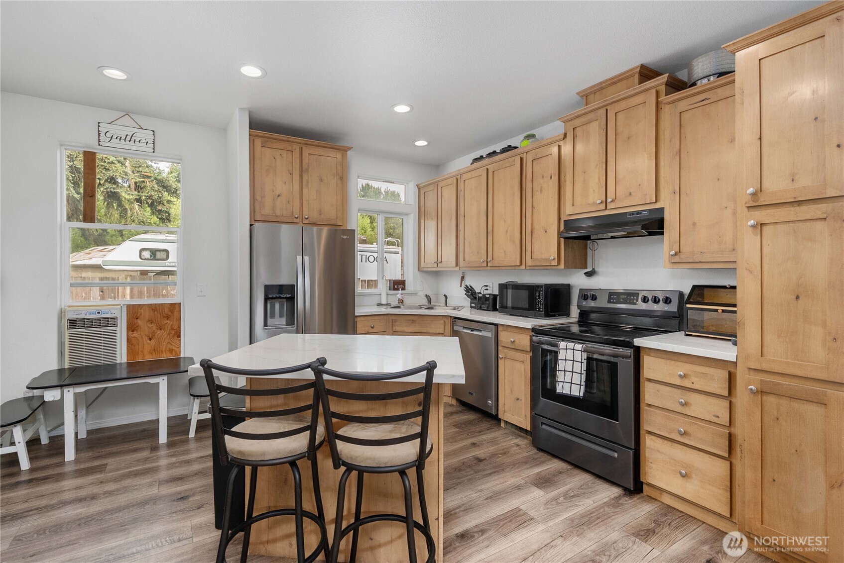 16507 Suntree Court Property Photo 12