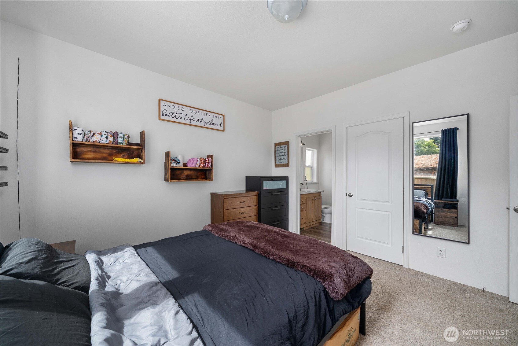 16507 Suntree Court Property Photo 18