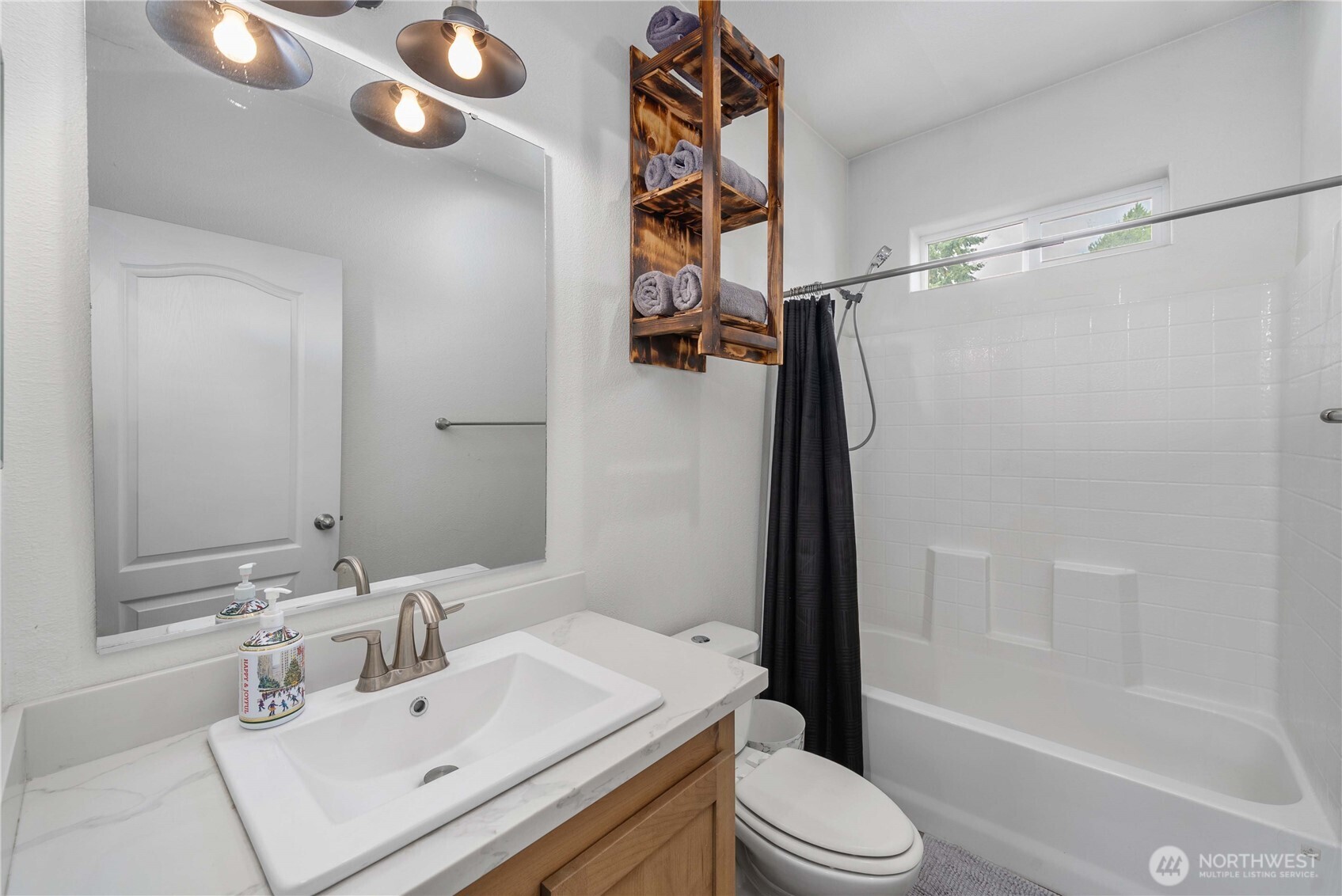 16507 Suntree Court Property Photo 22